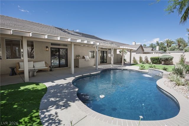 2516 Silver Beach Drive, Henderson, NV 89052