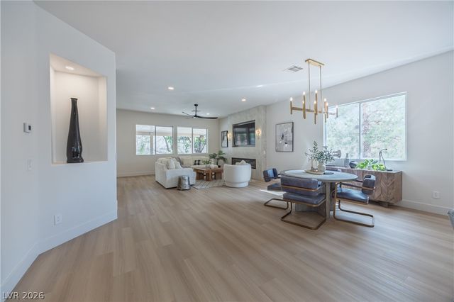 2516 Silver Beach Drive, Henderson, NV 89052