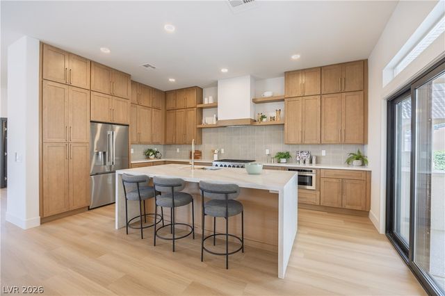 2516 Silver Beach Drive, Henderson, NV 89052