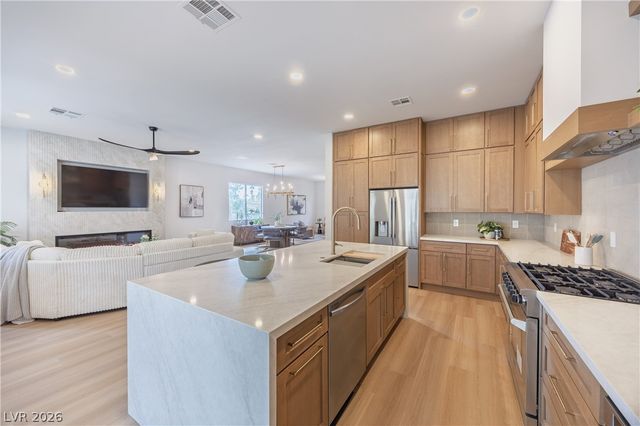 2516 Silver Beach Drive, Henderson, NV 89052