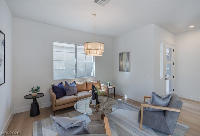 2516 Silver Beach Drive, Henderson, NV 89052