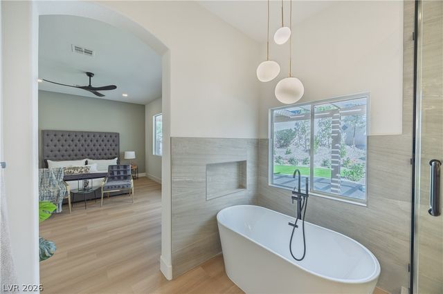 2516 Silver Beach Drive, Henderson, NV 89052