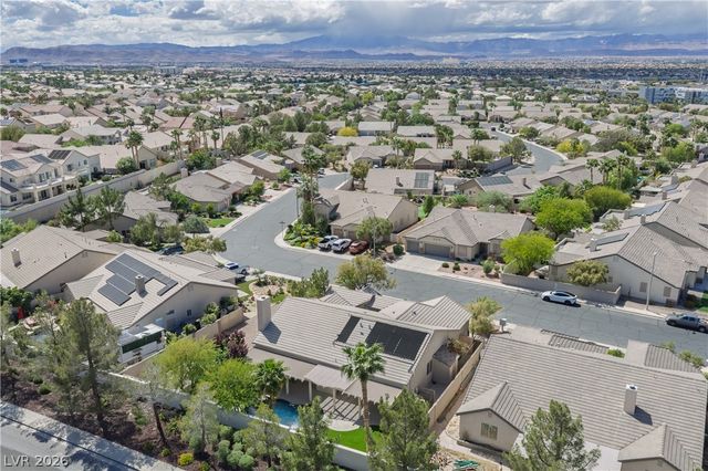 2516 Silver Beach Drive, Henderson, NV 89052