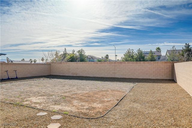 131 Red Sandstone Avenue, North Las Vegas, NV 89031