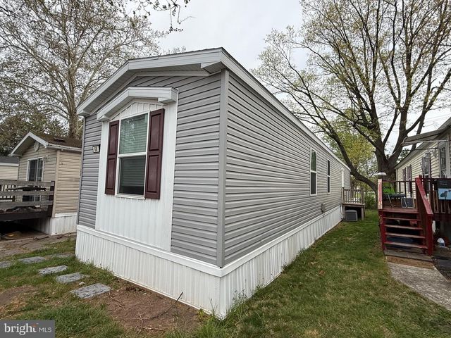 68 ASHWOOD LN, Phoenixville, PA 19460