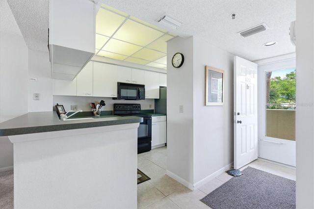 823 WEXFORD BOULEVARD 823, Venice, FL 34293