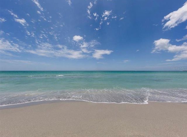 823 WEXFORD BOULEVARD 823, Venice, FL 34293