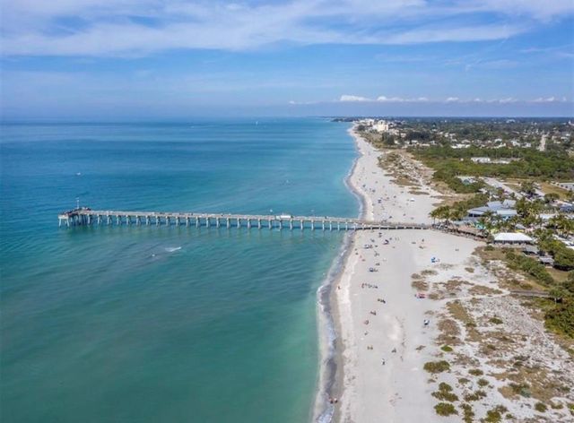 823 WEXFORD BOULEVARD 823, Venice, FL 34293