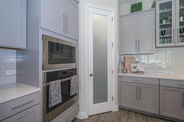 8687 BIRCHLEAF COURT COURT, Land O Lakes, FL 34637