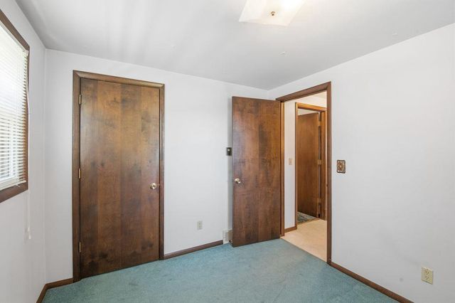 1532 NORTH ROAD, Green Bay, WI 54313