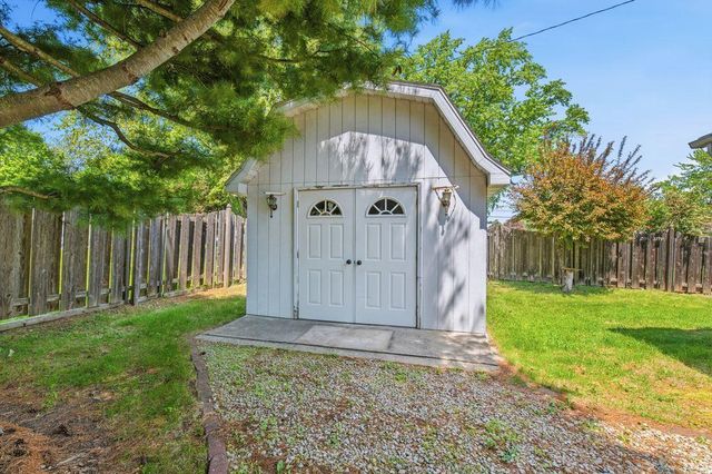 1532 NORTH ROAD, Green Bay, WI 54313