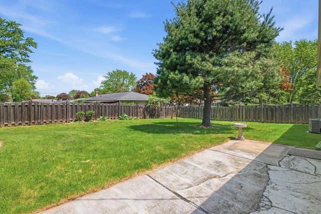 1532 NORTH ROAD, Green Bay, WI 54313