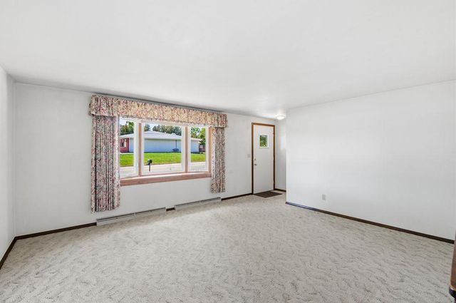 1532 NORTH ROAD, Green Bay, WI 54313