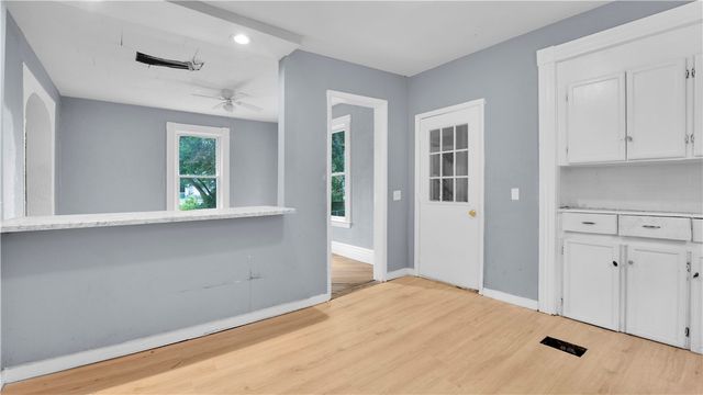 17 Peck Street, Rochester, NY 14609