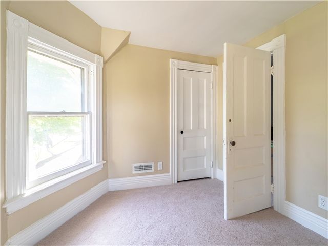 17 Peck Street, Rochester, NY 14609