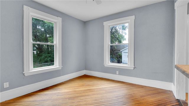 17 Peck Street, Rochester, NY 14609