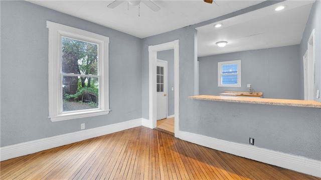 17 Peck Street, Rochester, NY 14609