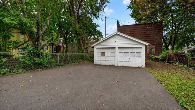 17 Peck Street, Rochester, NY 14609
