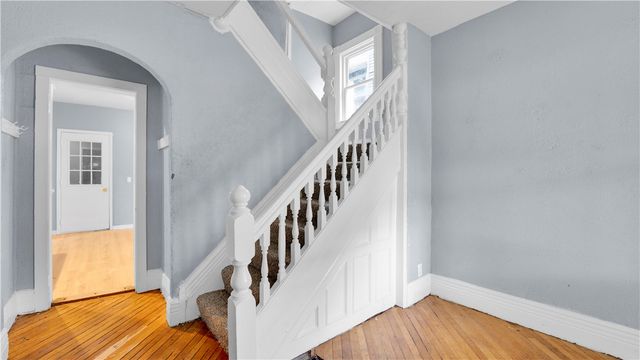 17 Peck Street, Rochester, NY 14609