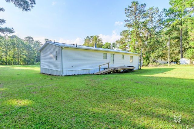 3108 Clemmons Rd., Loris, SC 29569
