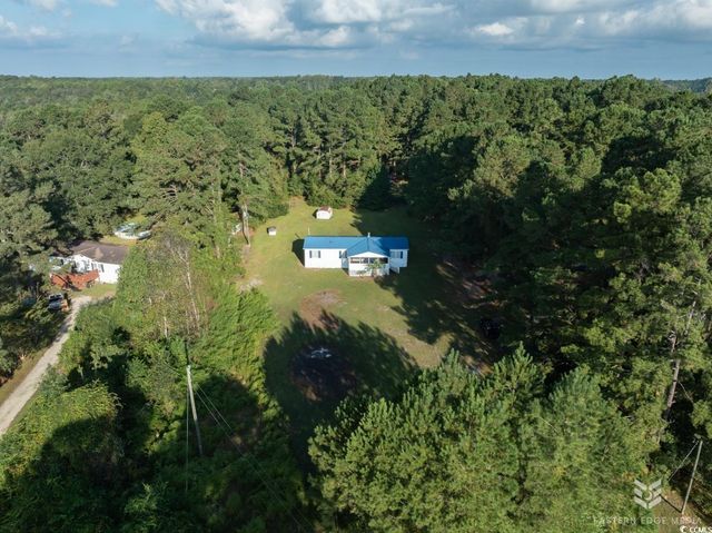 3108 Clemmons Rd., Loris, SC 29569