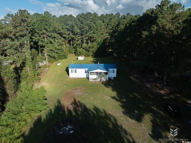 3108 Clemmons Rd., Loris, SC 29569