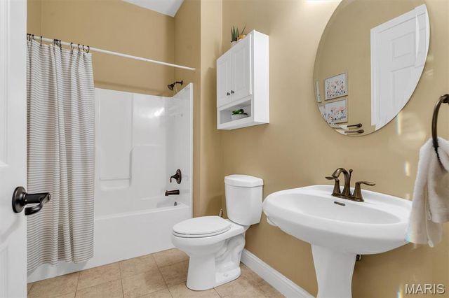 164 Bogey Boulevard, Arnold, MO 63010