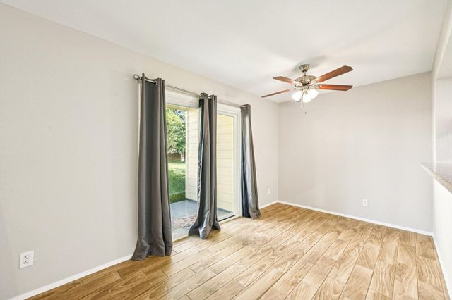 14515 Wunderlich Drive 607, Houston, TX 77069