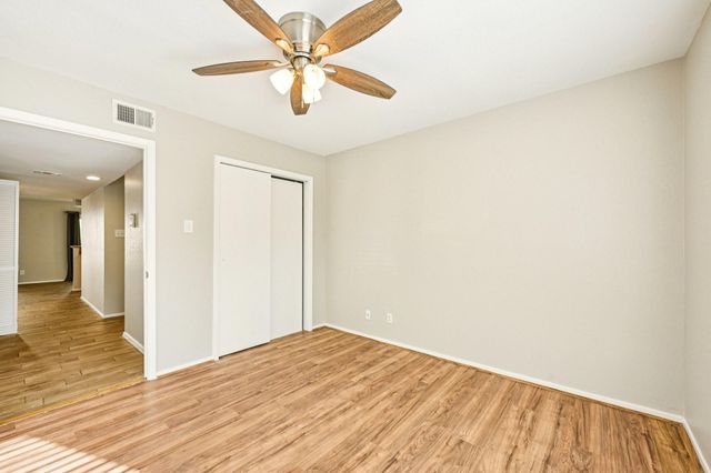 14515 Wunderlich Drive 607, Houston, TX 77069