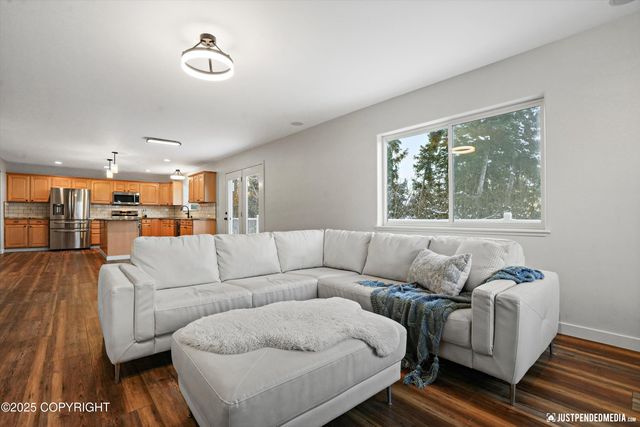 16312 Seville Park Circle, Anchorage, AK 99516