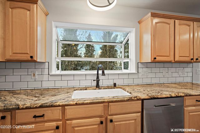 16312 Seville Park Circle, Anchorage, AK 99516