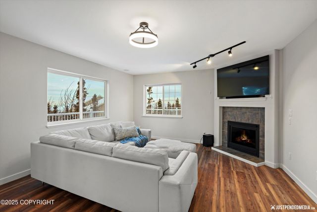 16312 Seville Park Circle, Anchorage, AK 99516