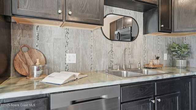 1511 Erin Court NE, Palm Bay, FL 32905