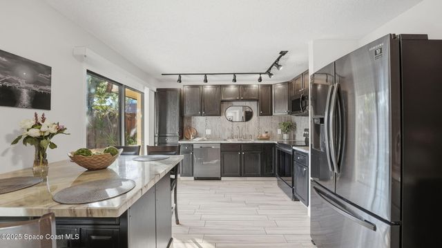 1511 Erin Court NE, Palm Bay, FL 32905