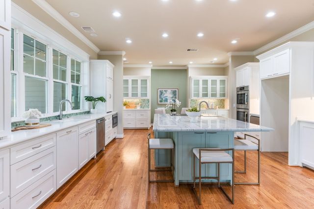 53 Island Passage, Galveston, TX 77554