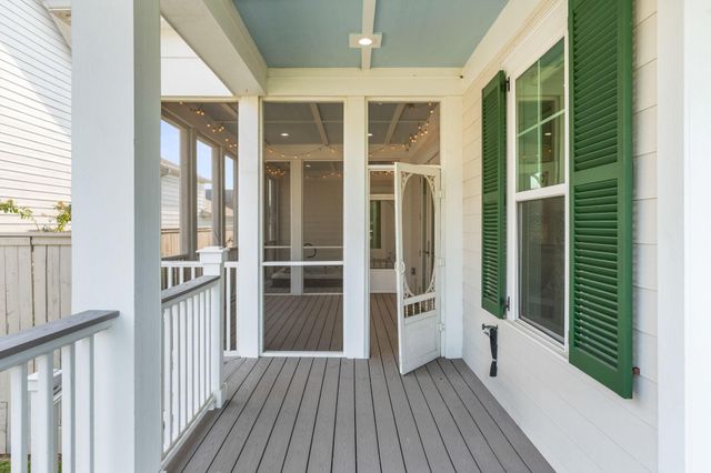 53 Island Passage, Galveston, TX 77554