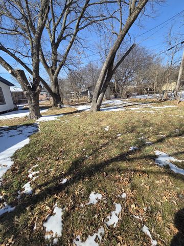 1805 W Washington Street, Sherman, TX 75092