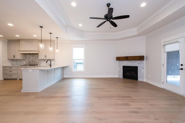 638 Epernay Place, Little Rock, AR 72223