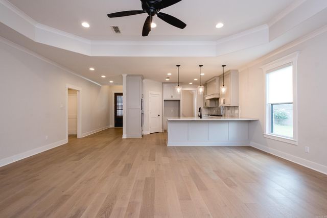 638 Epernay Place, Little Rock, AR 72223