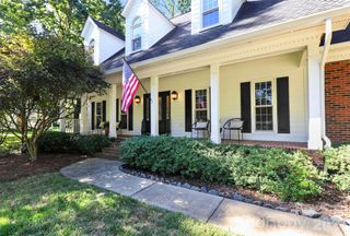 6128 Lake Providence Lane, Charlotte, NC 28277