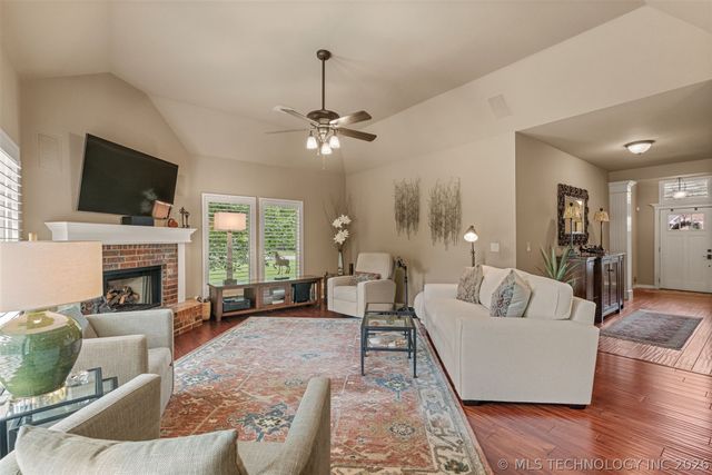 8320 S 87th Avenue E, Tulsa, OK 74133