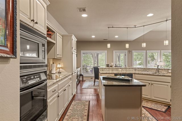 8320 S 87th Avenue E, Tulsa, OK 74133