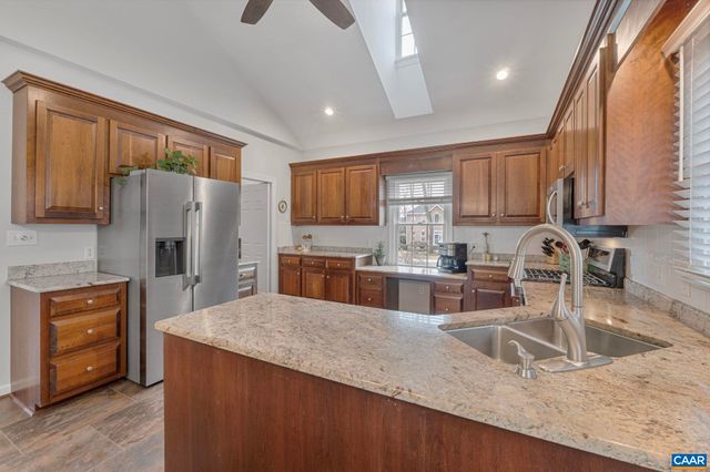 124 PELHAM WOODS CIR, Waynesboro, VA 22980