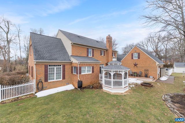 124 PELHAM WOODS CIR, Waynesboro, VA 22980