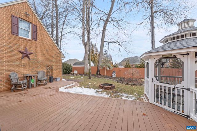 124 PELHAM WOODS CIR, Waynesboro, VA 22980