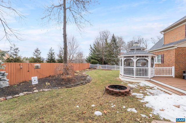 124 PELHAM WOODS CIR, Waynesboro, VA 22980