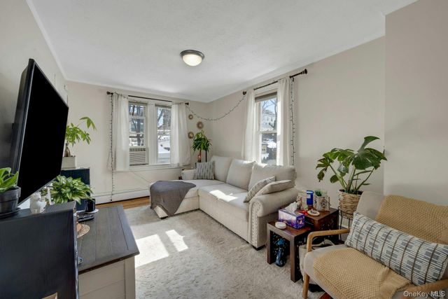 59 Wallace Street, Tuckahoe, NY 10707