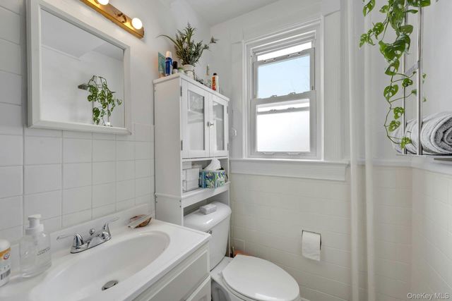 59 Wallace Street, Tuckahoe, NY 10707