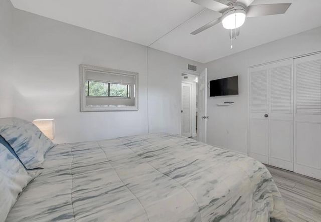 2855 Garden Drive S 102, Lake Worth, FL 33461