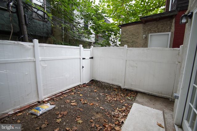 3040 W BERKS ST, Philadelphia, PA 19121